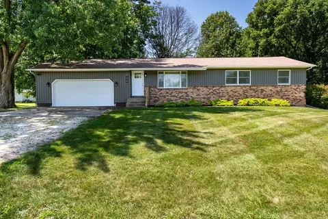 9628 234th St, Port Byron, IL 61275