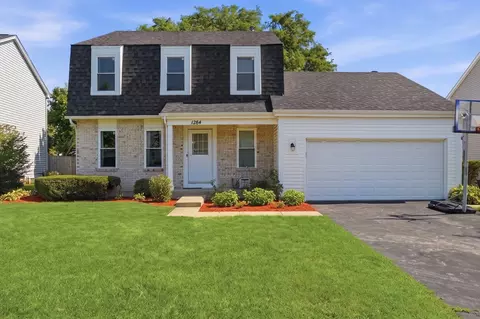 1284 Regent Dr, Mundelein, IL 60060