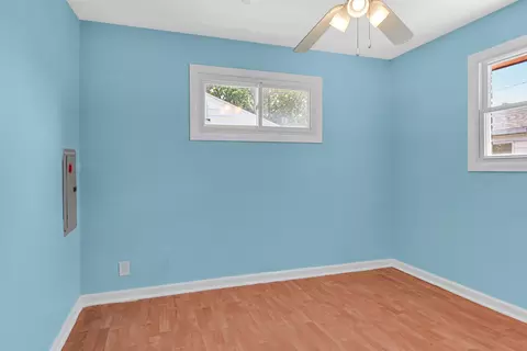 Bedroom - 17044 Burnham Ave, Lansing, IL 60438 photo 5 of 5
