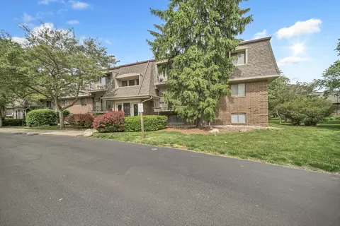 Other - 138 E Bailey Rd #M, Naperville, IL 60565 photo 2 of 5