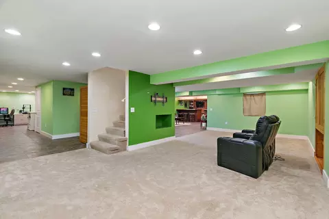 Living - 3206 Prairie View Dr, Prairie Grove, IL 60012 photo 4 of 5