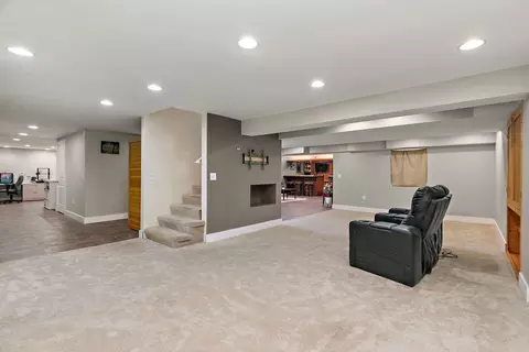 Living - 3206 Prairie View Dr, Prairie Grove, IL 60012 photo 5 of 5