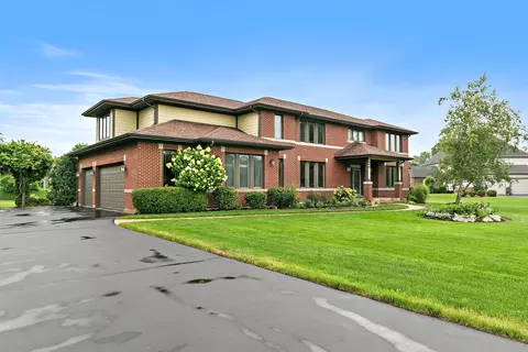 Exterior - 3206 Prairie View Dr, Prairie Grove, IL 60012 photo 4 of 10