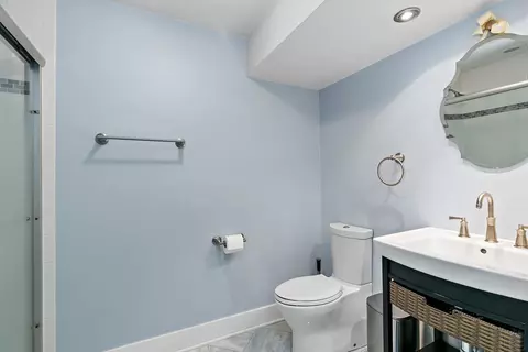 Bath - 3206 Prairie View Dr, Prairie Grove, IL 60012 photo 6 of 6