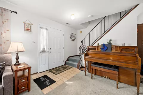 Entry Way - 437 Wright Ct, Bolingbrook, IL 60440 photo 1 of 1