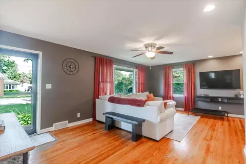 Living - 1011 Bakewell Ave, Normal, IL 61761 photo 2 of 2