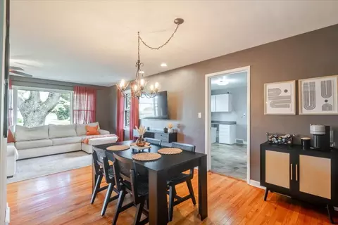 Dining - 1011 Bakewell Ave, Normal, IL 61761 photo 2 of 2