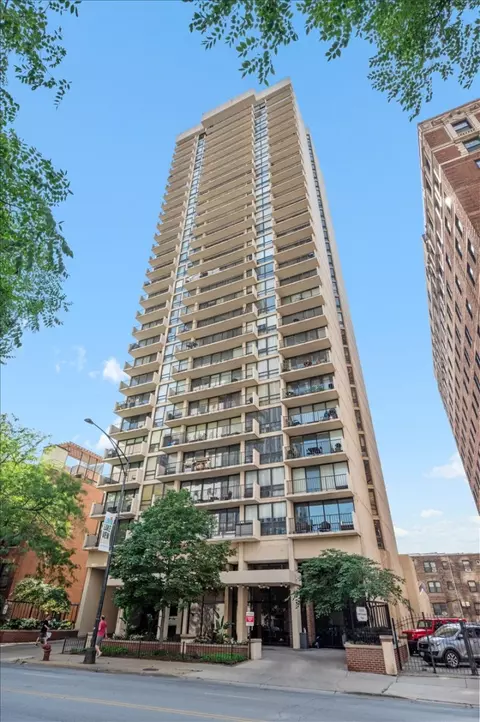 3150 N Sheridan Rd #27B, Chicago, IL 60657