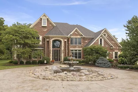 10061 Legion Rd, Yorkville, IL 60560