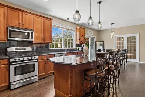 Kitchen - 1574 Old Forge Rd, Bartlett, IL 60103 photo 2 of 3