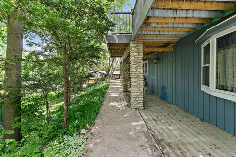 Exterior - 2 Summit Ave, East Dundee, IL 60118 photo 9 of 10