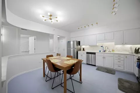 Kitchen - 750 Pearson St #302, Des Plaines, IL 60016 photo 5 of 5