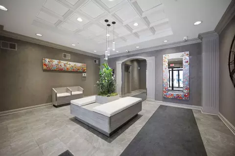 Entry Way - 750 Pearson St #302, Des Plaines, IL 60016 photo 1 of 1