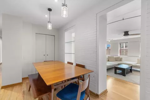 Dining - 40 E 9th St #1205, Chicago, IL 60605 photo 1 of 2