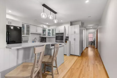 Entry Way - 40 E 9th St #1205, Chicago, IL 60605 photo 1 of 1