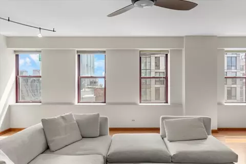 Living - 40 E 9th St #1205, Chicago, IL 60605 photo 2 of 3
