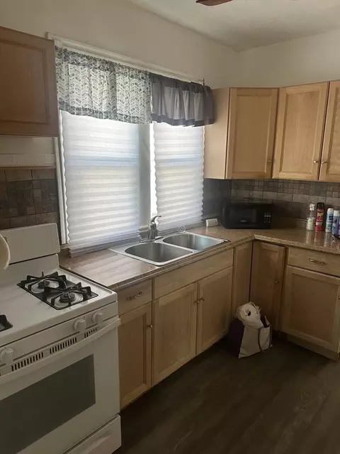 1748 E 83rd St, Chicago, IL 60617 photo 5