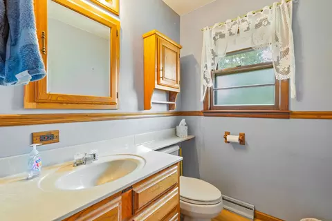 Bath - 1025 Bode Rd, Elgin, IL 60120 photo 1 of 2