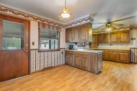 Kitchen - 1025 Bode Rd, Elgin, IL 60120 photo 2 of 5