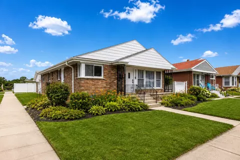 8500 Lawndale Ave, Skokie, IL 60076