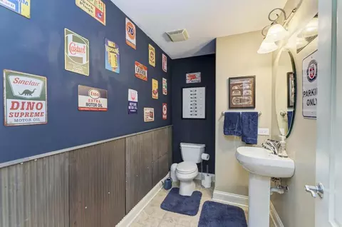 Bath - 1 Itasca Pl #211, Itasca, IL 60143 photo 1 of 3