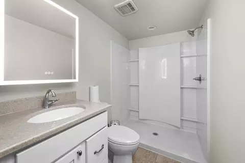 Bath - 242 Orchard Ct, Silvis, IL 61282 photo 2 of 2