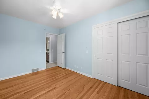 Bedroom - 242 Orchard Ct, Silvis, IL 61282 photo 4 of 8