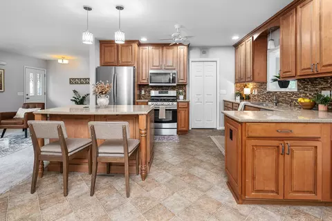 Kitchen - 242 Orchard Ct, Silvis, IL 61282 photo 2 of 7