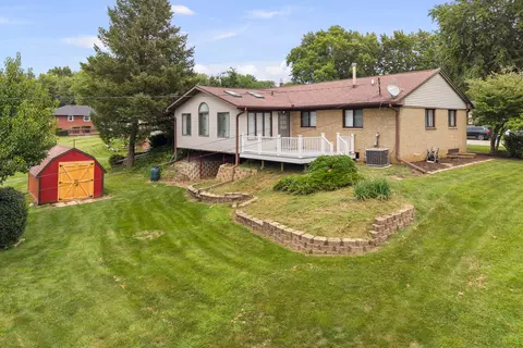 Exterior - 242 Orchard Ct, Silvis, IL 61282 photo 5 of 9