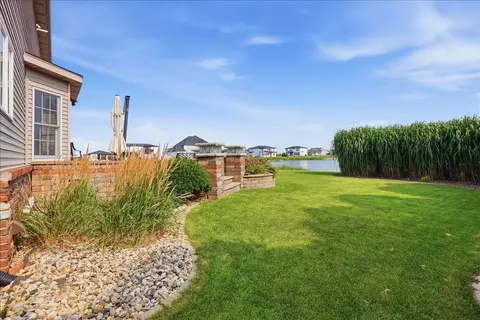 Exterior - 1203 Silver Oak Cir, Normal, IL 61761 photo 5 of 9