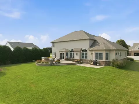 Exterior - 1203 Silver Oak Cir, Normal, IL 61761 photo 3 of 9