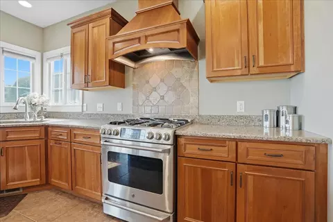 Kitchen - 1203 Silver Oak Cir, Normal, IL 61761 photo 4 of 5