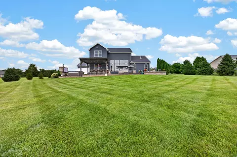 Exterior - 9571 Crossbow Dr, Bloomington, IL 61705 photo 26 of 30