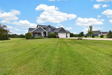 Exterior - 9571 Crossbow Dr, Bloomington, IL 61705 photo 29 of 30