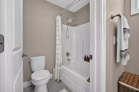 Bath - 9571 Crossbow Dr, Bloomington, IL 61705 photo 7 of 8