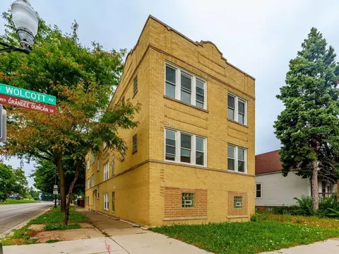 1908 W Marquette Rd, Chicago, IL 60636