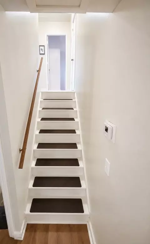 Entry Way - 1404 E 20th St, Sterling, IL 61081 photo 2 of 2
