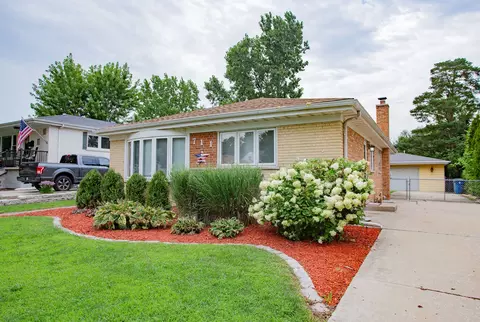 Other - 711 Schiller St, Itasca, IL 60143 photo 1 of 5