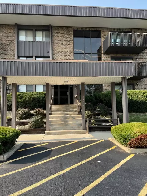 1500 Woodbridge Rd #1F, Joliet, IL 60436