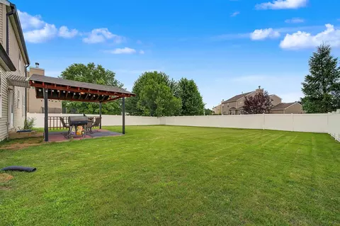 Exterior - 11323 Glenbrook Cir, Plainfield, IL 60585 photo 5 of 6
