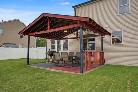 Exterior - 11323 Glenbrook Cir, Plainfield, IL 60585 photo 3 of 6