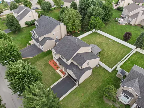 View/Area - 11323 Glenbrook Cir, Plainfield, IL 60585 photo 1 of 6