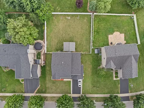 View/Area - 11323 Glenbrook Cir, Plainfield, IL 60585 photo 3 of 6