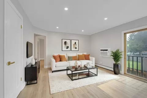 Living - 1219 E Washington St #A201, Des Plaines, IL 60016 photo 2 of 6