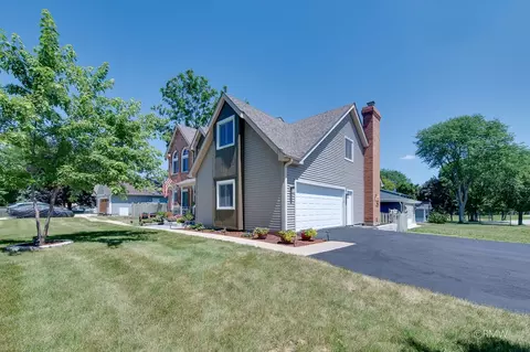Exterior - 855 S Bartlett Rd, Bartlett, IL 60103 photo 3 of 10