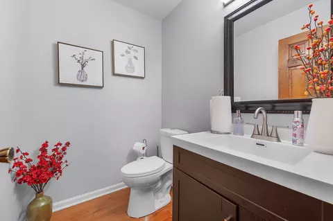 Bath - 855 S Bartlett Rd, Bartlett, IL 60103 photo 1 of 6