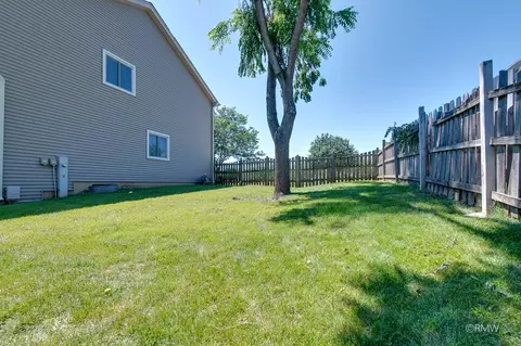 Exterior - 855 S Bartlett Rd, Bartlett, IL 60103 photo 7 of 10