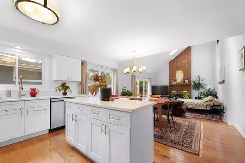 Kitchen - 855 S Bartlett Rd, Bartlett, IL 60103 photo 1 of 3
