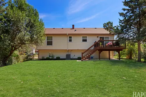 Exterior - 4902 Pyndale Dr, Mchenry, IL 60050 photo 6 of 6