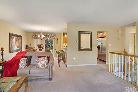 Living - 4902 Pyndale Dr, Mchenry, IL 60050 photo 2 of 4